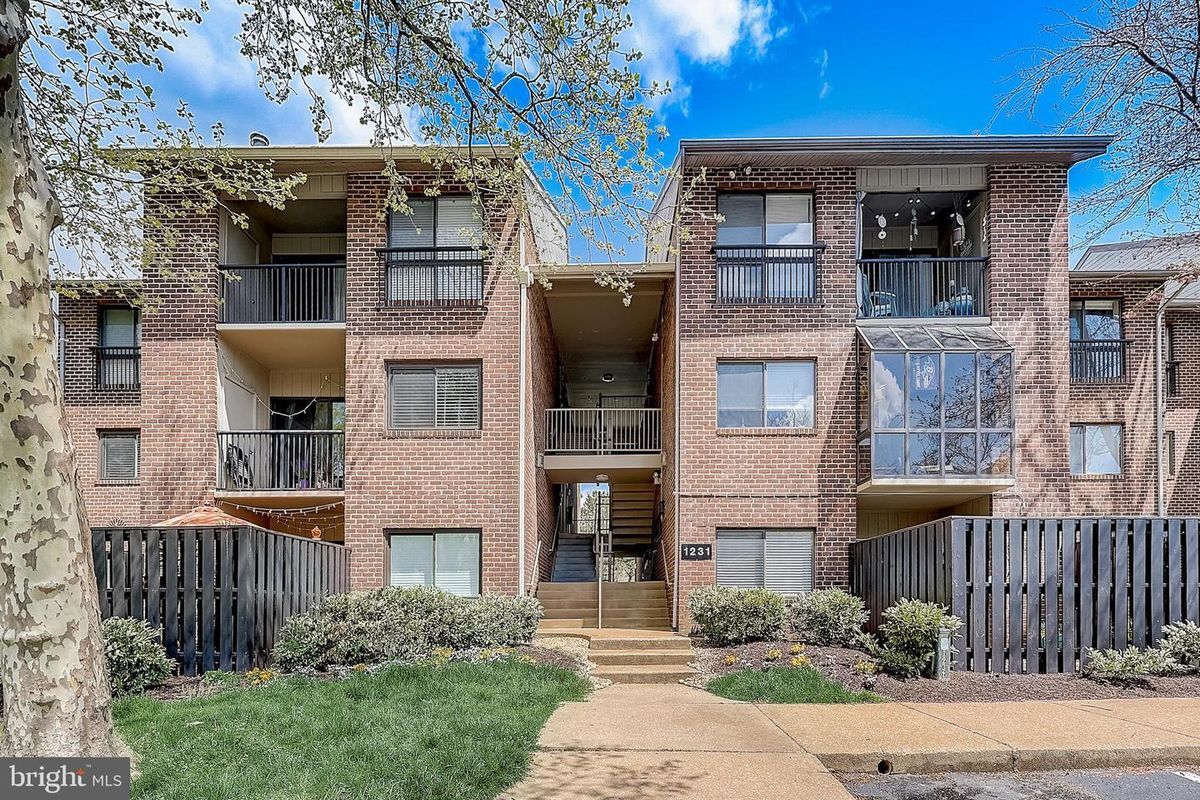 Primary Photo - 1231 Gemini Dr