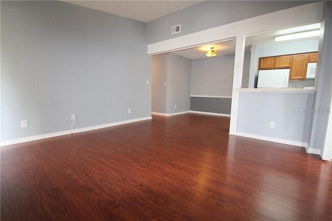 Foto del edificio - 2918 Antique Oaks Cir