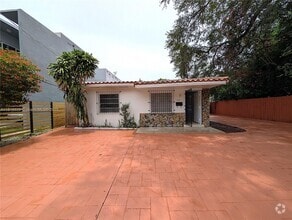 Building Photo - 2281 SW 16th Ct