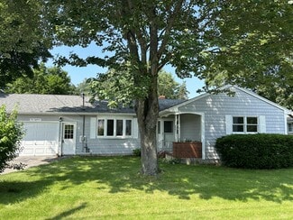Building Photo - 118 Pierce St