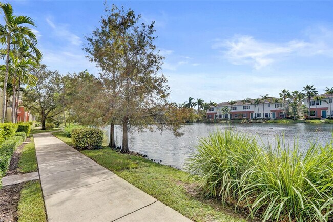 Foto del edificio - 228 SW 6th Ct