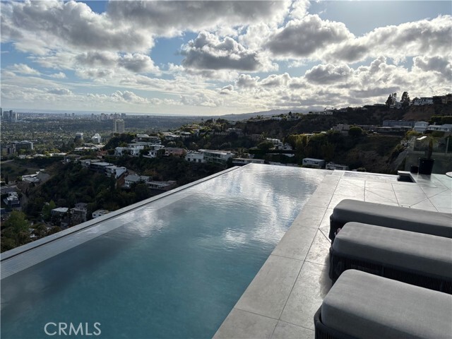 Foto del edificio - 1609 Viewmont Dr