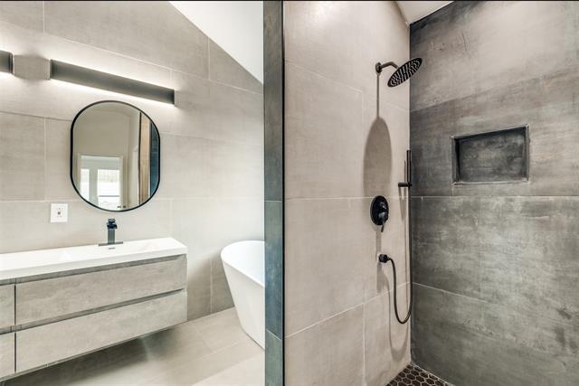 Foto del edificio - 920 Hidden Oaks Dr