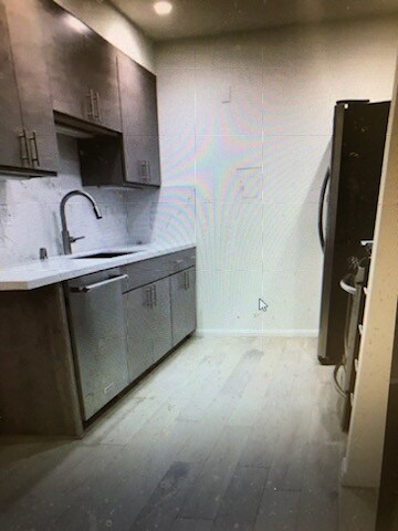 Foto del edificio - 2491 Purdue Ave