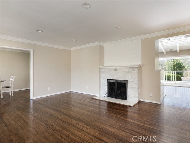 Building Photo - 3220 Palos Verdes Dr N