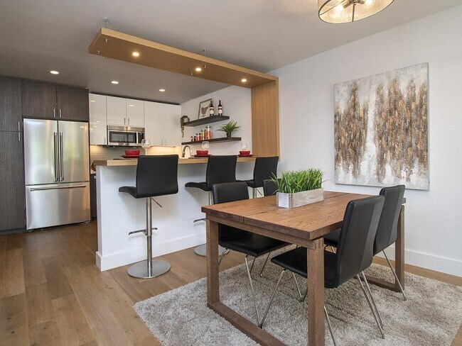 Foto del edificio - 7743 15th Ave NW