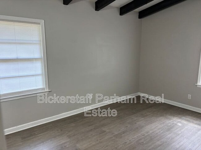 Building Photo - 2608 Walker St