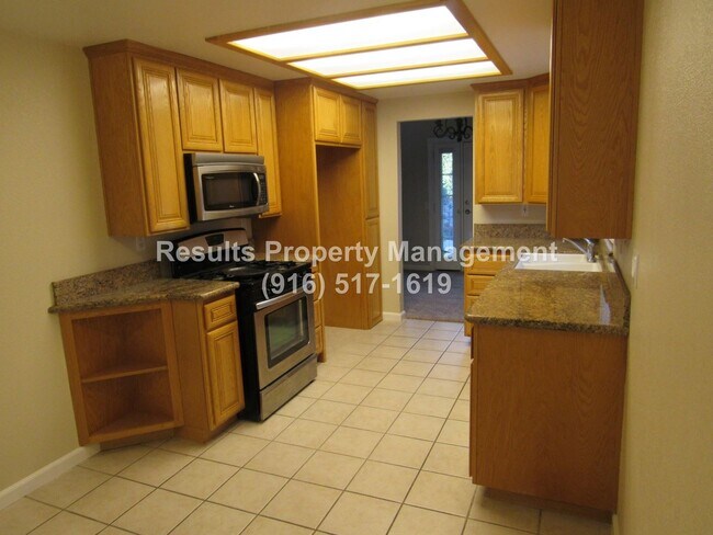 Building Photo - 3 br, 2 bath House - 3453 Cobblestone Dr