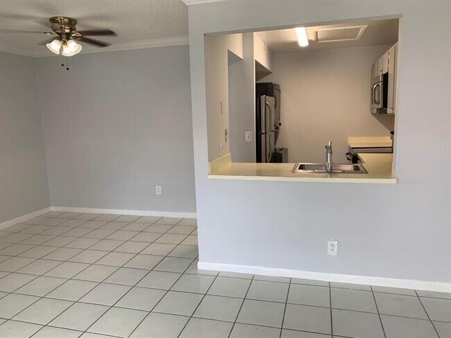 Foto del edificio - 14863 SW 104th St