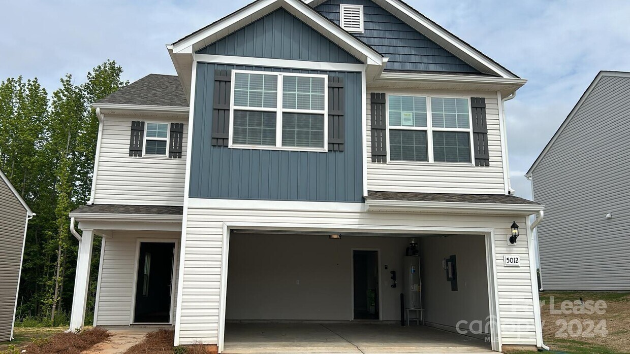 Primary Photo - 5012 Golden Flyer Ln