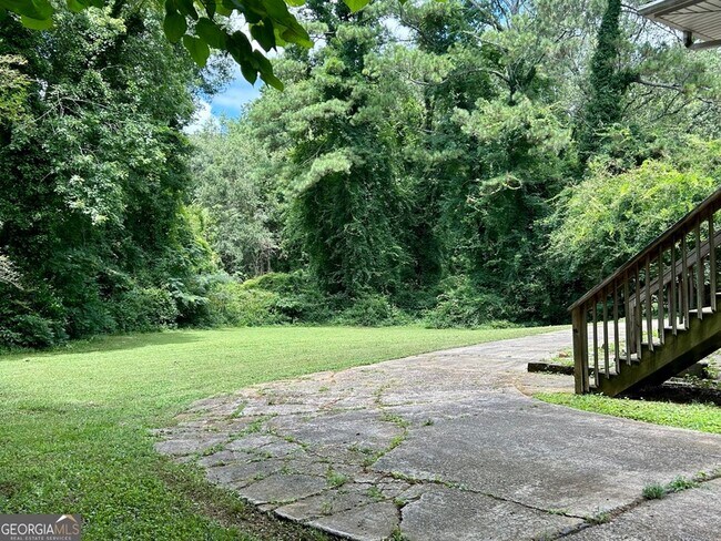 Foto del edificio - 482 Plantation Rd SW