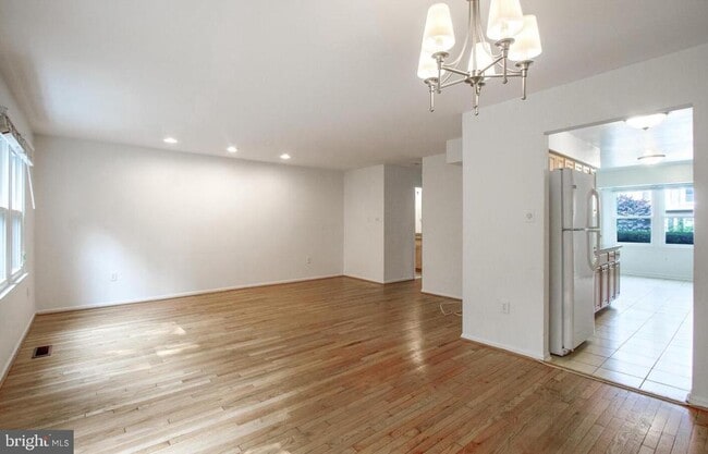Building Photo - 7862 Heatherton Ln