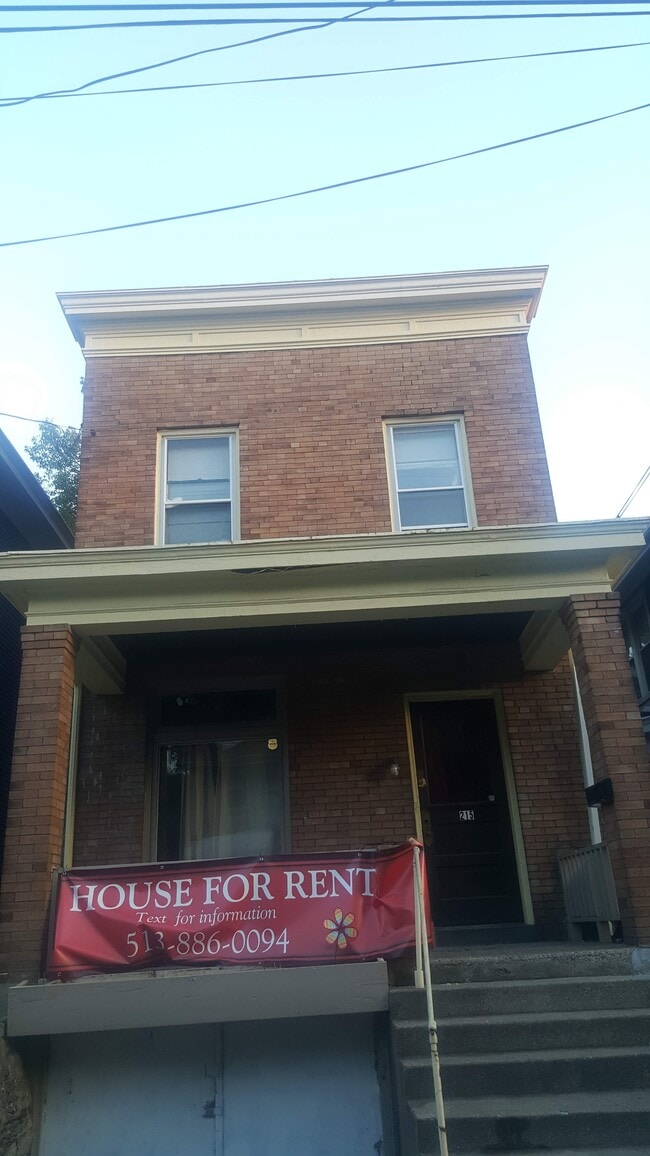 Building Photo - 215 Atkinson St