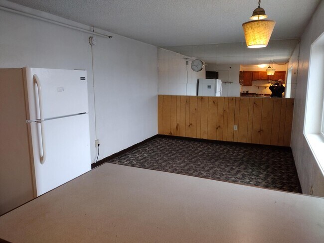 Building Photo - 2415 Hemlock St