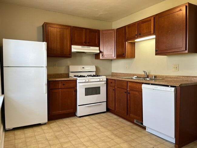 Foto del edificio - 2223 E Vollmer Ave