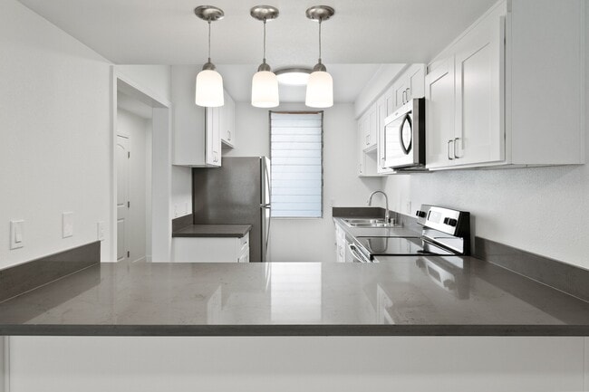 Foto del edificio - 712 S Fernwood St
