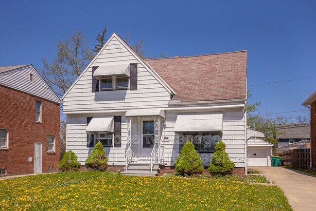 Building Photo - 20115 Libby Rd