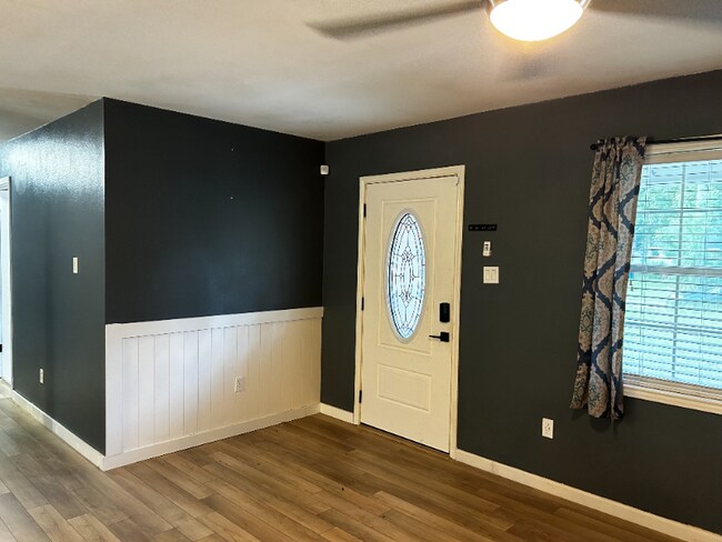 Foto del edificio - 1005 Nichols St