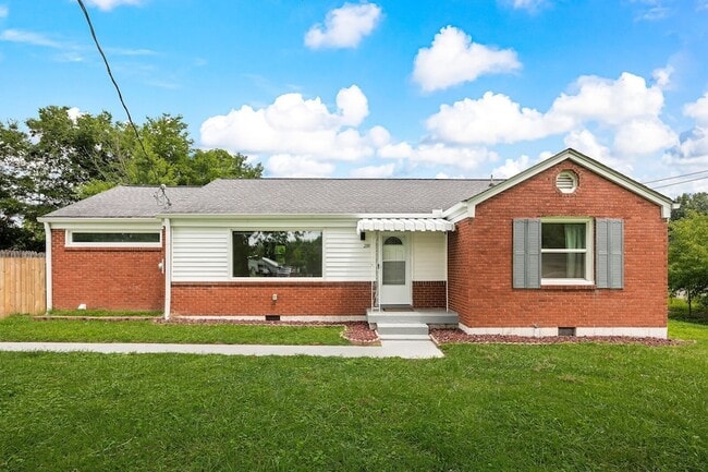 Building Photo - 2118 Crystal Dr