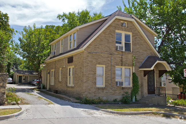 Building Photo - Dorothy Lane Apartments