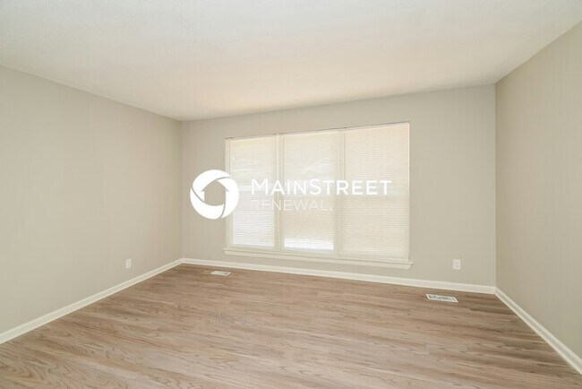 Building Photo - 4 Bedroom Pet-Friendly Home in Birmingham,...