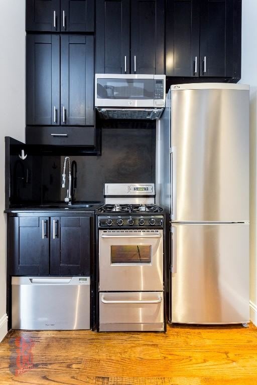 Foto del edificio - 273 W 10th St