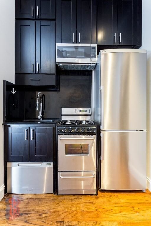 Foto del edificio - 432 E 13th St