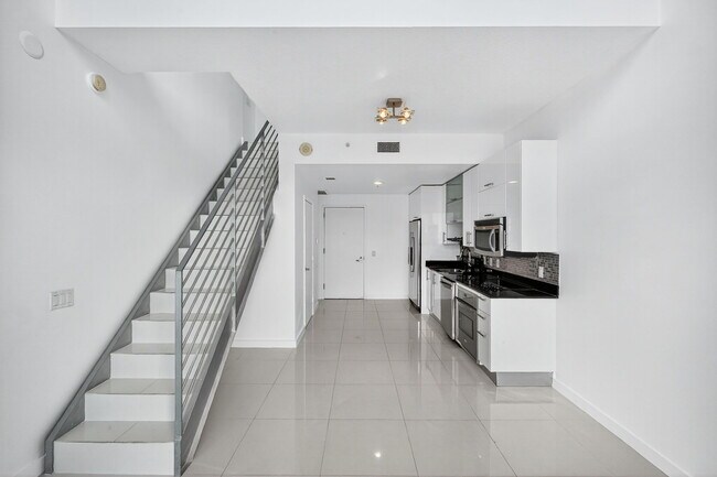 Foto del edificio - 60 SW 13th St
