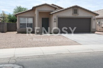 Building Photo - 1623 E Silverbirch Ave