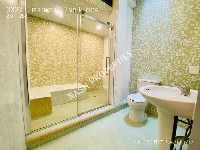Foto del edificio - 3323 Cherokee-2nd Floor