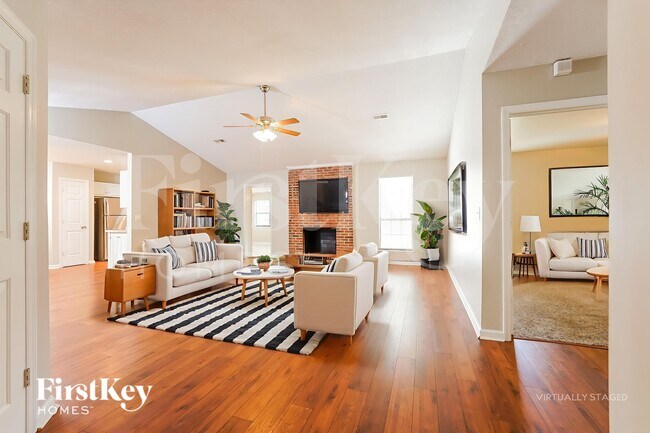 Foto del edificio - 328 Indigo Rd