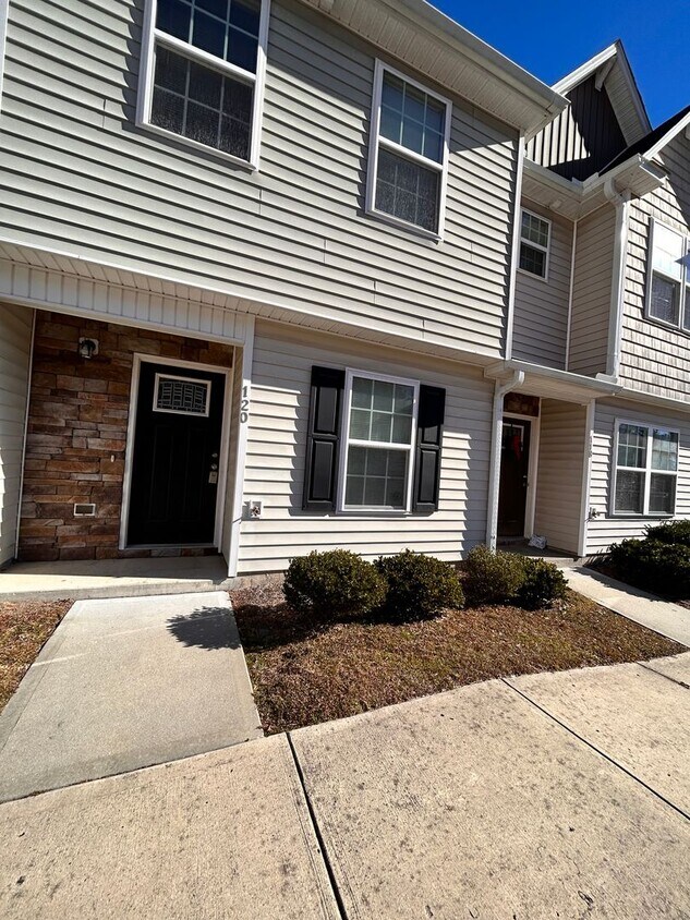 120 Beacon Woods Dr, Holly Ridge, NC 28445 House Rental in Holly