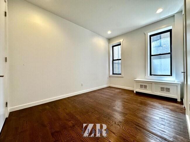 Foto del edificio - 410 Eastern Pkwy