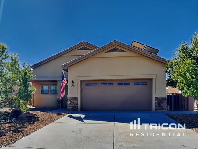 Building Photo - 1931 Camino Rustica SW