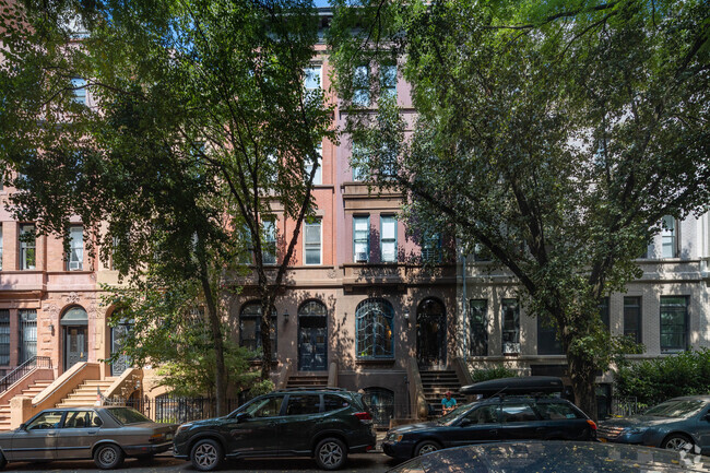 Building Photo - 159-161 W 85th St