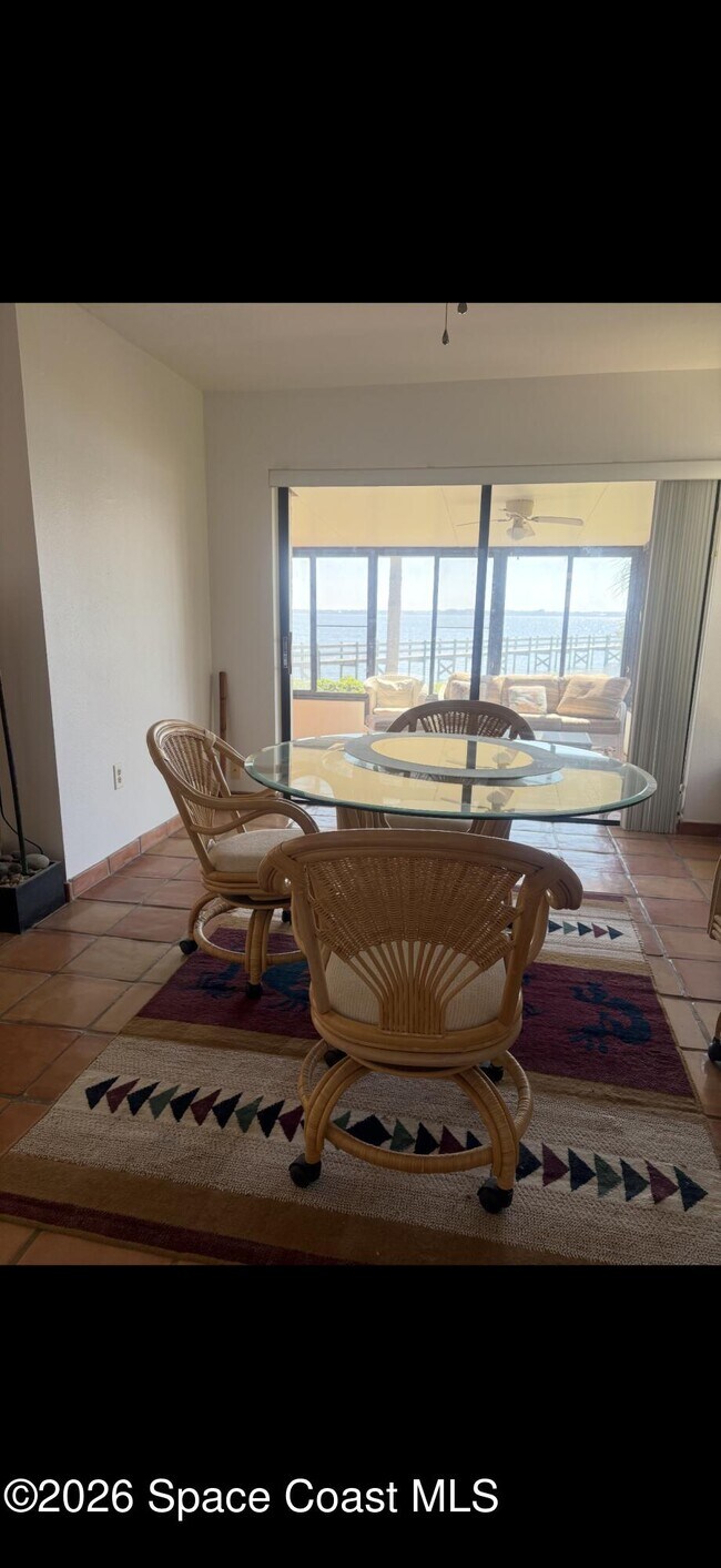 Foto del edificio - 3270 River Villa Way