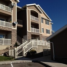 Building Photo - 179 W Springview Dr