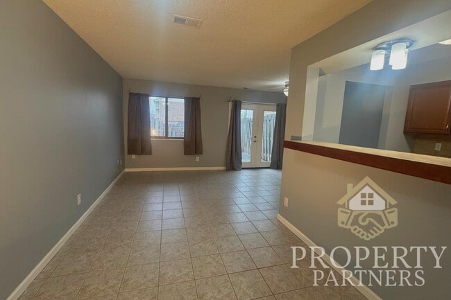 Building Photo - 92 Greenwood Trail N Dr