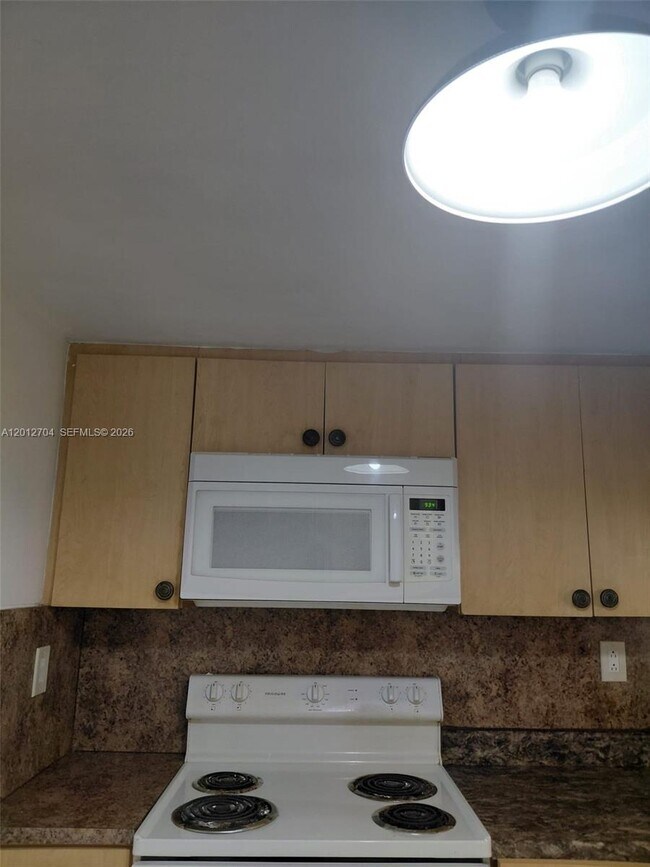 Foto del edificio - 11790 SW 18th St