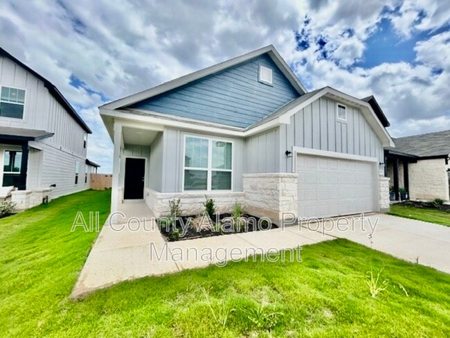 Building Photo - 4153 Bermuda Ln