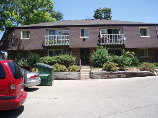Foto del edificio - 673 Foxtree Cir