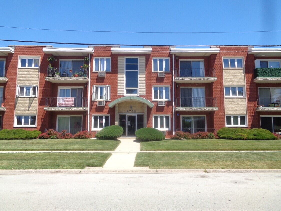 4754 W 101st St Unit 3C, Oak Lawn, IL 60453 Condo for Rent in Oak