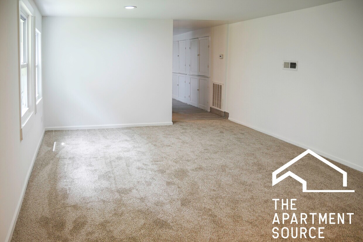 4538 N Drake Ave Unit English Garden, Chicago, IL 60625 Apartments in