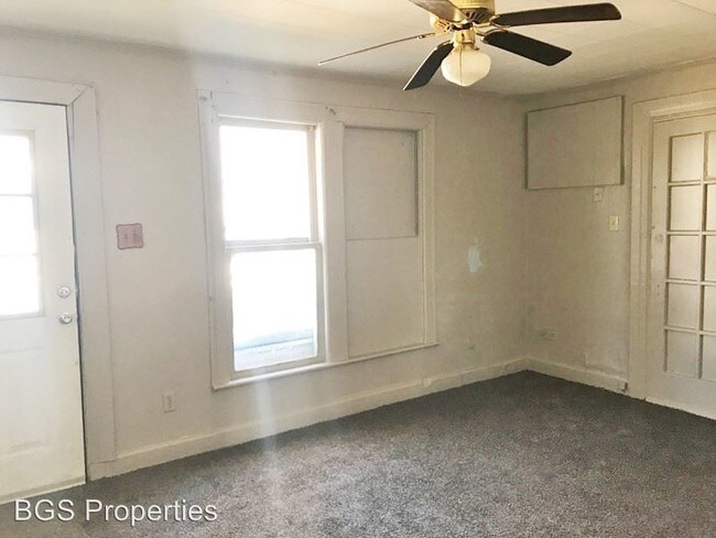 Building Photo - 2 br, 1 bath House - 1225 Jones St