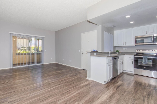 Building Photo - Club Pacifica Apartment Homes