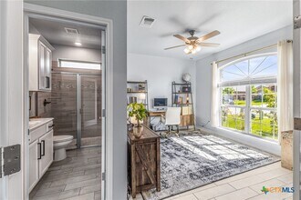 Building Photo - 5107 La Piedra Ln