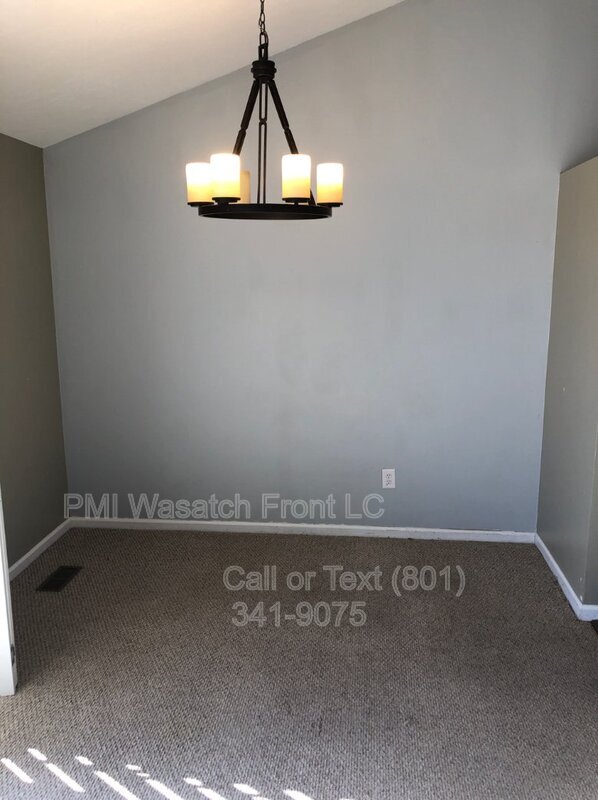 Building Photo - 1738 Oak Springs Dr.