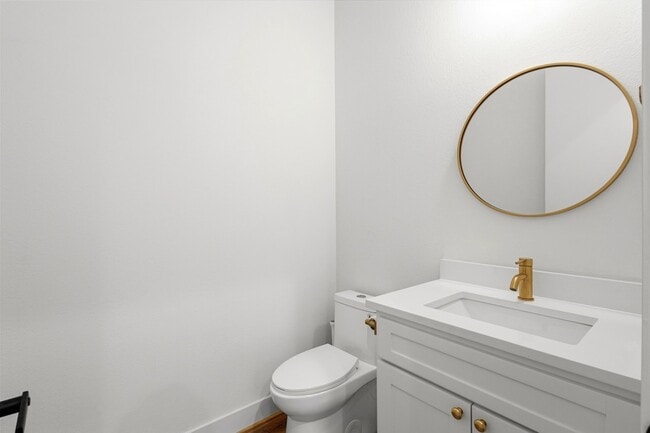 Building Photo - 1007 Mount Auburn Ave