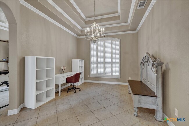 Building Photo - 9752 Trophy Oaks Dr