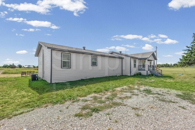 Building Photo - 401 Mcilrath Rd